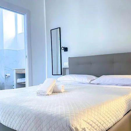 Leone Suite B&B & Restaurant Aic-2